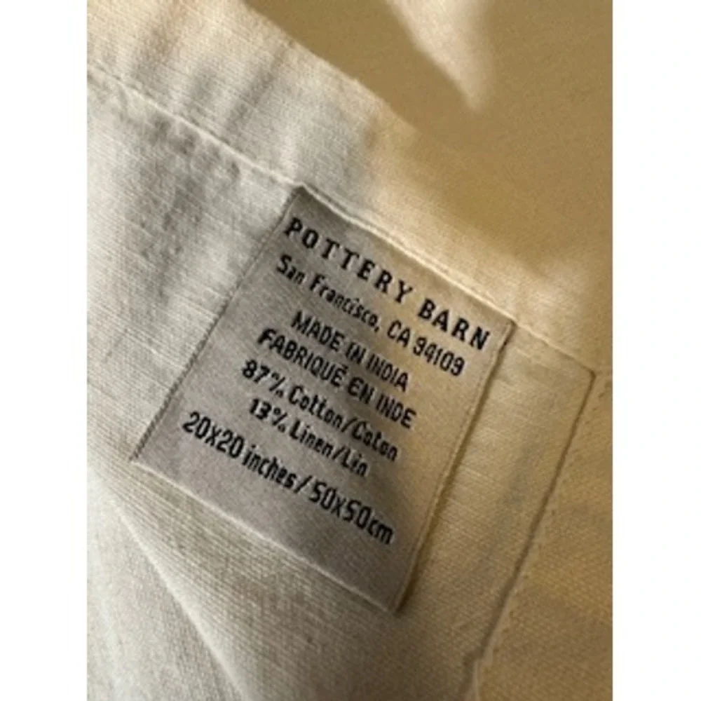 Pottery Barn Santa Claus Christmas Cloth Napkins Set of 4 Cotton Ivory